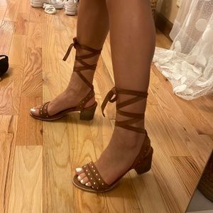 Lace up heel